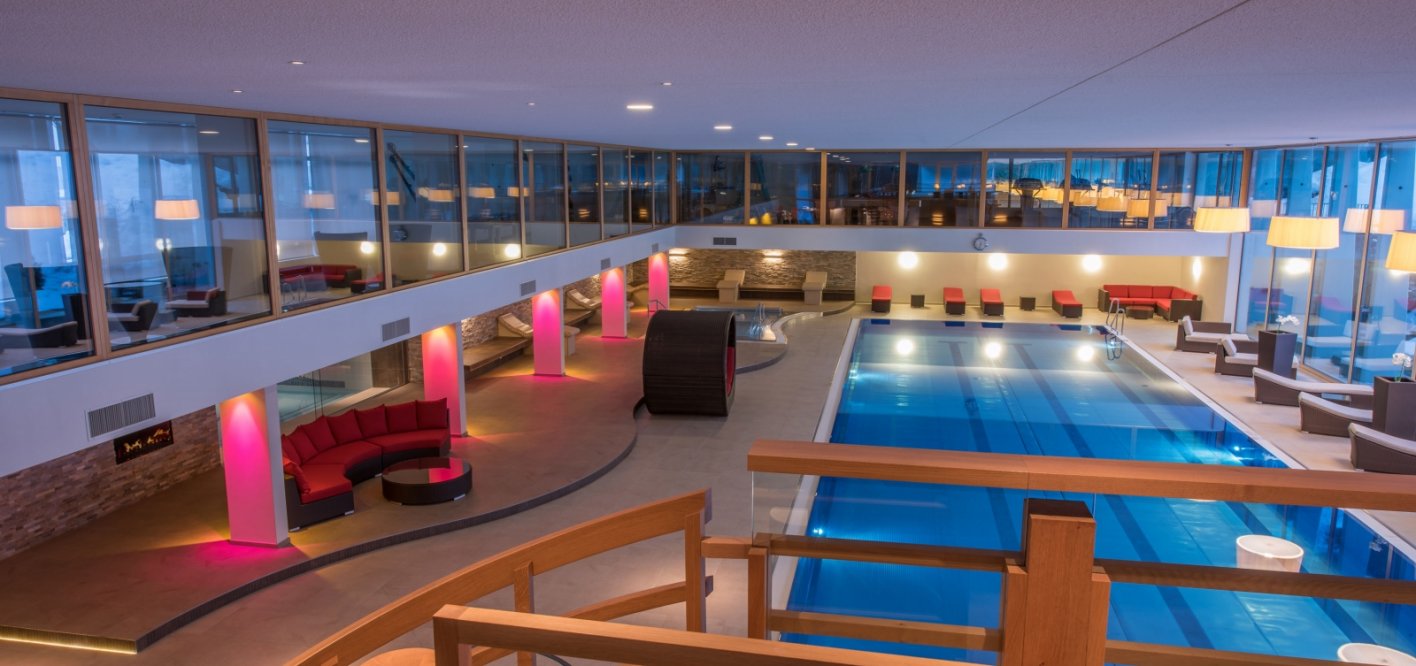 Biggest Pool in Zermatt, 25 meter long