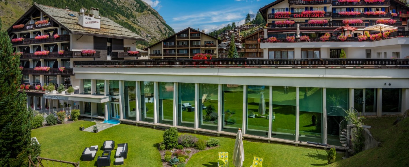 Nur 5 Minuten zu Fuss vom Bahnhof entfernt - 5700 m2 Freiheit im Grünen